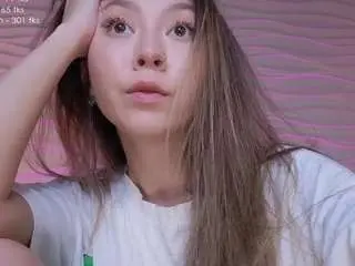 Camsoda Free Porn Cam of iam-casey