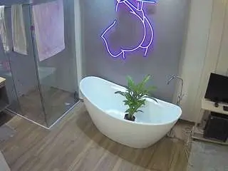 Camsoda Free Live Porn of voyeurcam-casa-salsa-bathroom-5