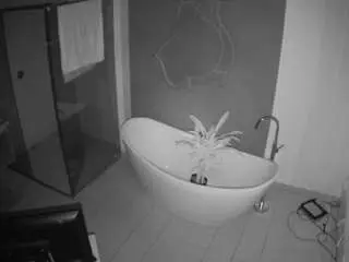 Camsoda Sex Chat of voyeurcam-casa-salsa-bathroom-5