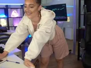 Camsoda Watch Live Sex Cams of babesgoeswild