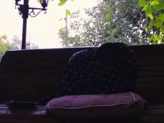 Camsoda Sex Cam of mellysquirtybiglabia