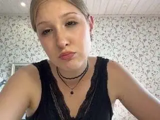 Camsoda Private Sex Chat of melainetosh