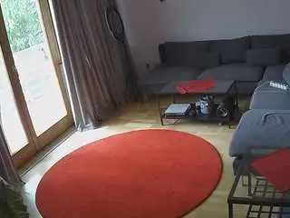 Camsoda Adult Webcams of voyeurcam-julmodels-living-1