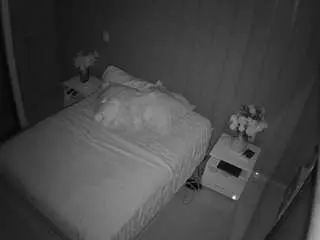 Camsoda Live Sex Cam of voyeurcam-casa-salsa-bedroom-7