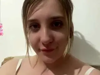 Camsoda Nude Webcam of jacquelinehurtado