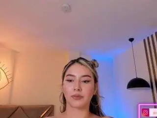 Camsoda Free Porn Cam of maddisoncollins