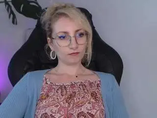 Camsoda Free Porn Cam of cinderellamoon