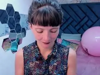 Camsoda Adult Video Chat of valery-more