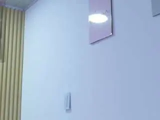 Camsoda Sex Cam of cutepetitee
