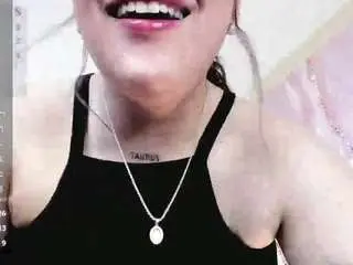 Camsoda Private Sex Chat of malley-adams