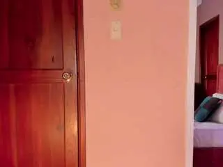 Camsoda Live Sex Cam of freyacameroon