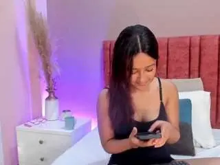 Camsoda Sex Cam of freyacameroon
