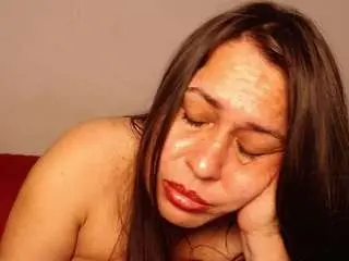 Camsoda Adult Webcams of milfnaughtyy