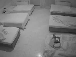 Camsoda Adult Webcams of voyeurcam-julmodels-bed-6