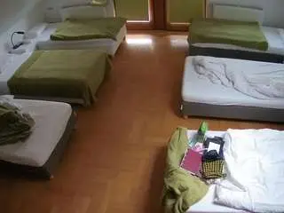 Camsoda Live Sex Cam of voyeurcam-julmodels-bed-6