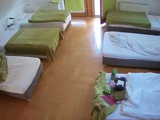 Camsoda Sex Chat of voyeurcam-julmodels-bed-6