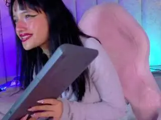 Camsoda Nude Webcam of madissonrousecs