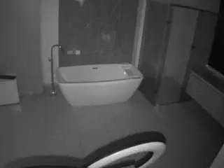 Camsoda Live Sex of voyeurcam-casa-salsa-bathroom-4