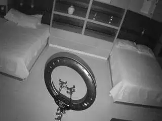 Camsoda Private Sex Chat of voyeurcam-casa-salsa-versus-room