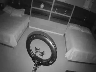 Camsoda Free Live Porn of voyeurcam-casa-salsa-versus-room