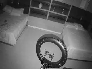 Camsoda Adult Webcams of voyeurcam-casa-salsa-versus-room
