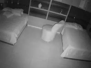 Camsoda Nude Webcam of voyeurcam-casa-salsa-versus-room