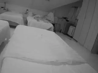 Camsoda Adult Video Chat of voyeurcam-julmodels-bed-1