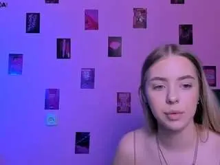 Camsoda Free Live Porn of viola-sweet