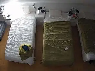 Camsoda Free Porn Cam of voyeurcam-julmodels-bed-7