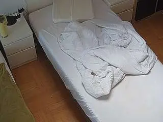 Camsoda Adult Video Chat of voyeurcam-julmodels-bed-7