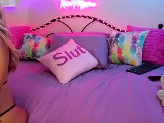 Camsoda Adult Webcams of koramarina