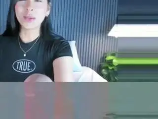 Camsoda Nude Webcam of miacollson