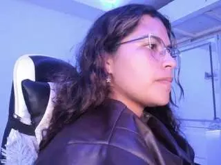 Camsoda Best Webcam of lady-brownnnn