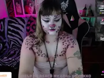 Chaturbate Sex Cam of destroyall420