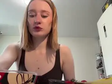 Chaturbate Adult Video Chat of trinhteitsworth