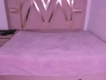 Chaturbate Free Live Porn of ambarglowasm