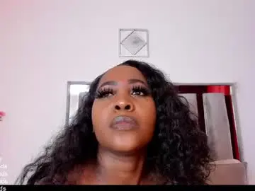 Chaturbate Free Porn Cam of emillyroaa
