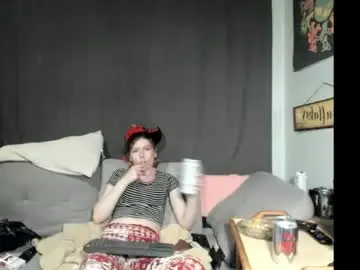 Chaturbate Live Sex Cam of roxihazeleyes