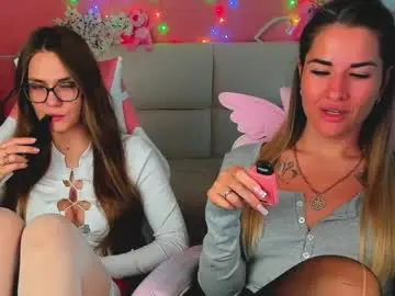 Chaturbate Free Live Porn of angel_and_demon0304