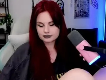 Chaturbate Watch Live Sex Cams of dellacrush_