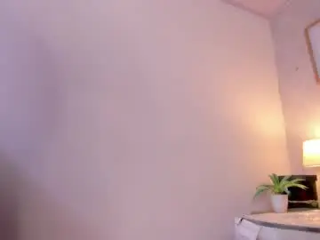 Chaturbate Best live sex cam show of caroline_dh