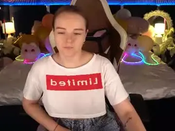 Chaturbate Adult Webcam of foxyshyyy