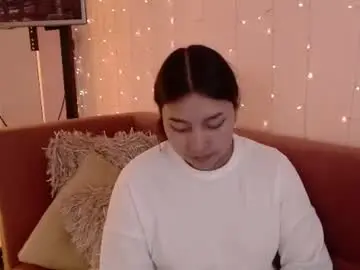 Chaturbate Live Sex Cam of incredible_foxxy