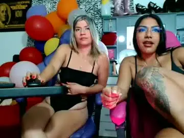 Chaturbate Live Sex Cam of hot_sexy_bunny