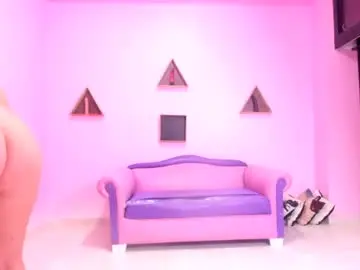 Chaturbate Free Porn Cam of mommy_dirty_squirt