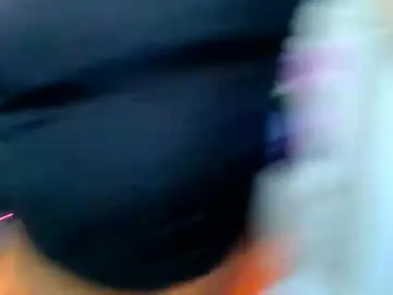 Chaturbate Live Sex Cam of 00spookiebaddie00