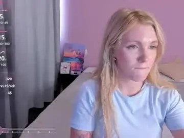 Chaturbate Sex Cam of fluffy_monica