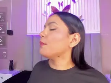 Chaturbate Live Sex Cam of janna_lopezz