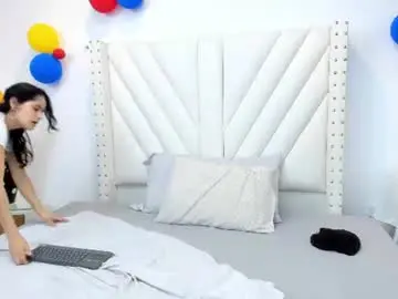 Chaturbate Free Porn Cam of paulinavera