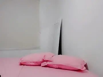 Chaturbate Live Porn of rosiegirl_